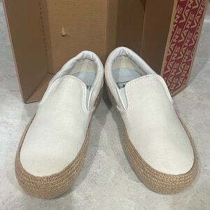 White Linen and Burlap Sole Slip On Vans Size 6.5